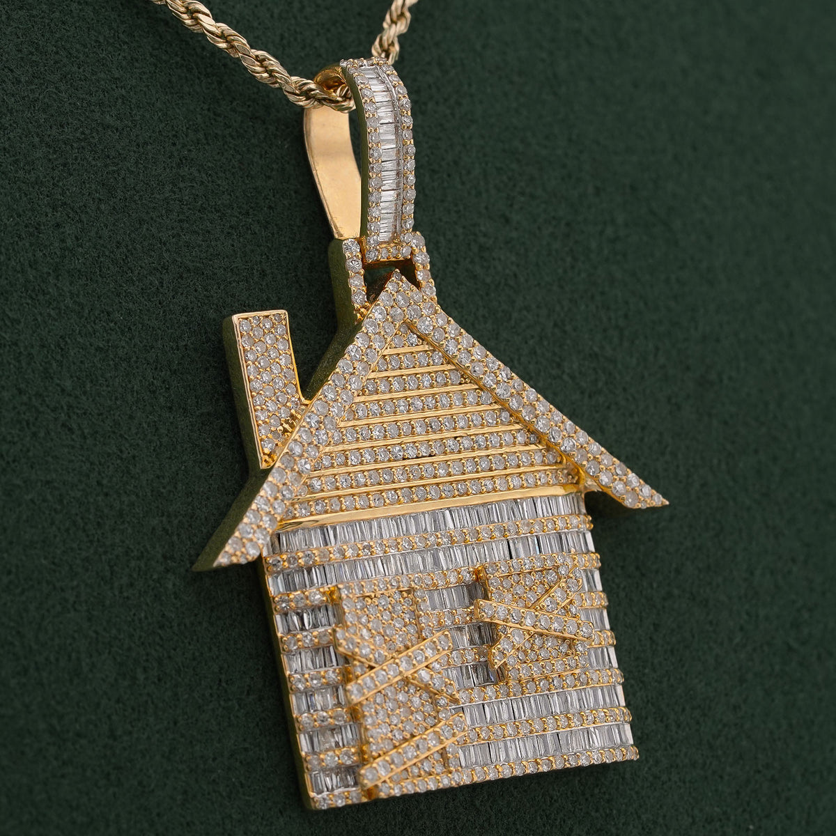 10K Yellow Gold Trap House Round/Baguette 9CT Natural Diamond Charm Pendant — view 6
