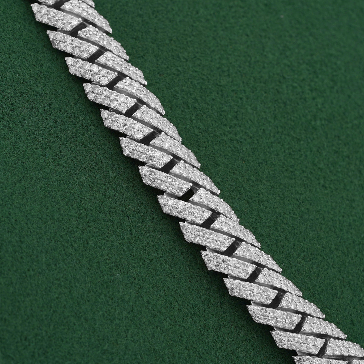 925 SS 22.85CT Lab Diamond 10MM Snake Cuban Link Chain 10MM 22" — view 10