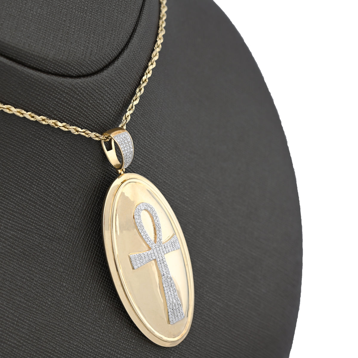 10K Yellow Gold 0.65CT Natural Diamond Oval Ankh Cross Pendant Men Women Religious Charm — view 3
