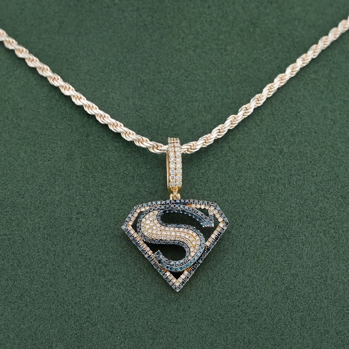 10K Yellow Gold Superman logo Natural Diamond 2CT Men Women Charm Pendant — view 4