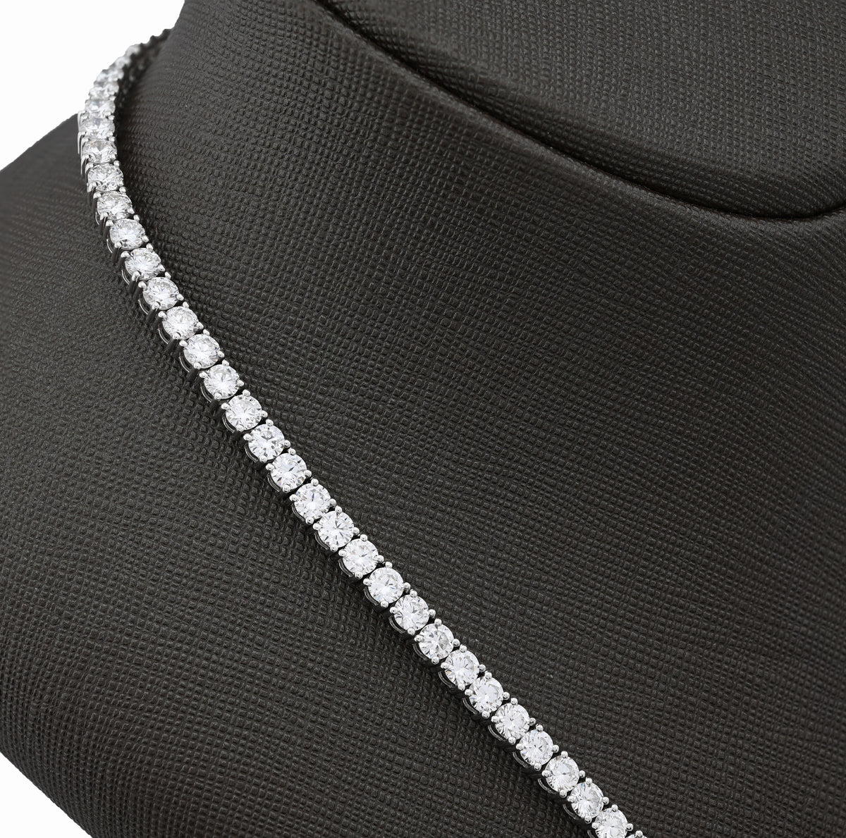 10K White Gold 29.32CT Lab Diamond Pointer Chain 22" Tennis Chain 4MM Men Women 31.5g — view 1