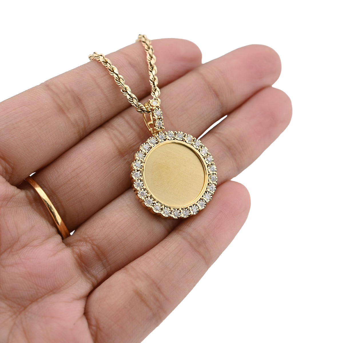 10K Yellow Gold 0.24 CT Natural Diamond Small Memory Picture Pendant Men Women Charm — view 2